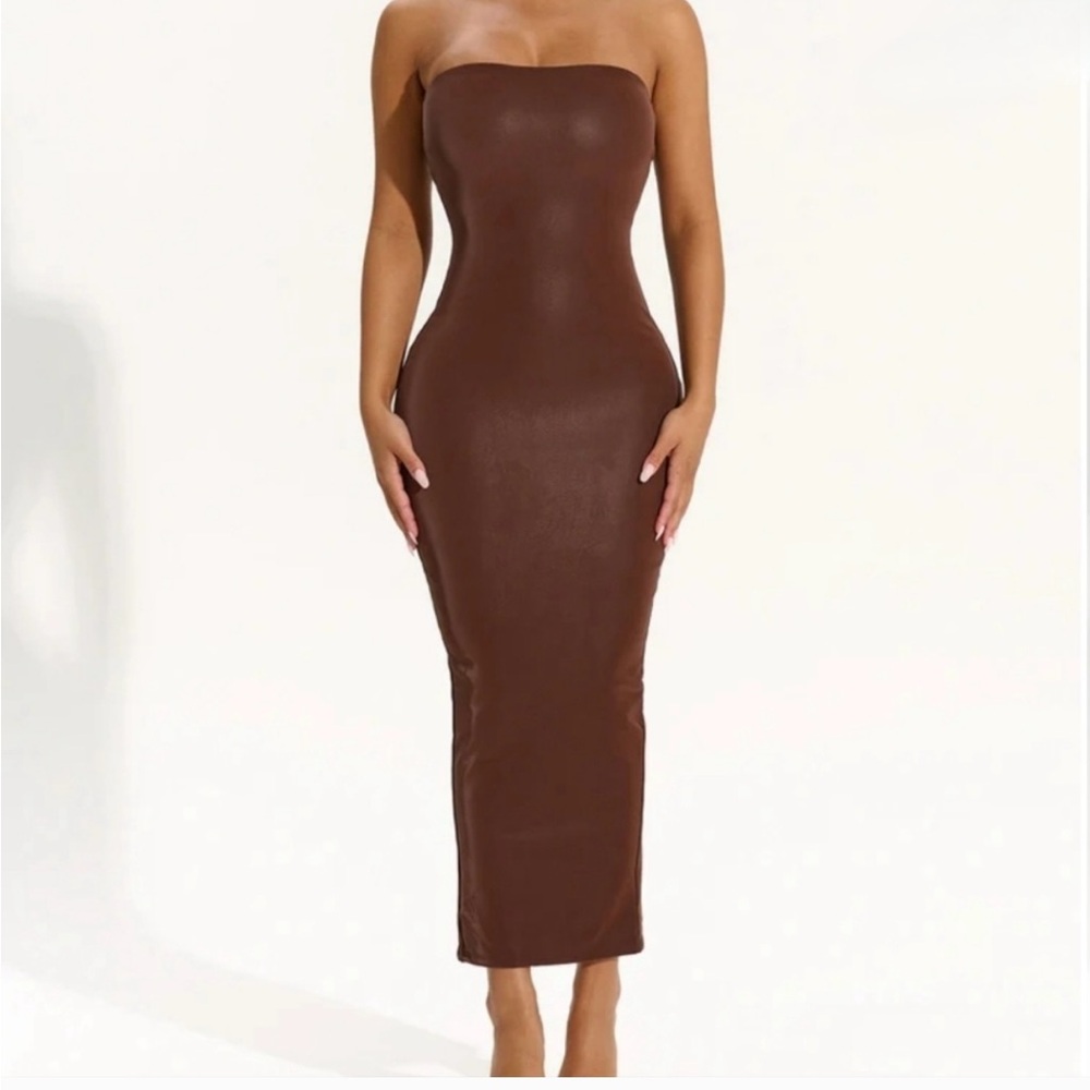 Naked Wardrobe brown Strapless Midi Dress
